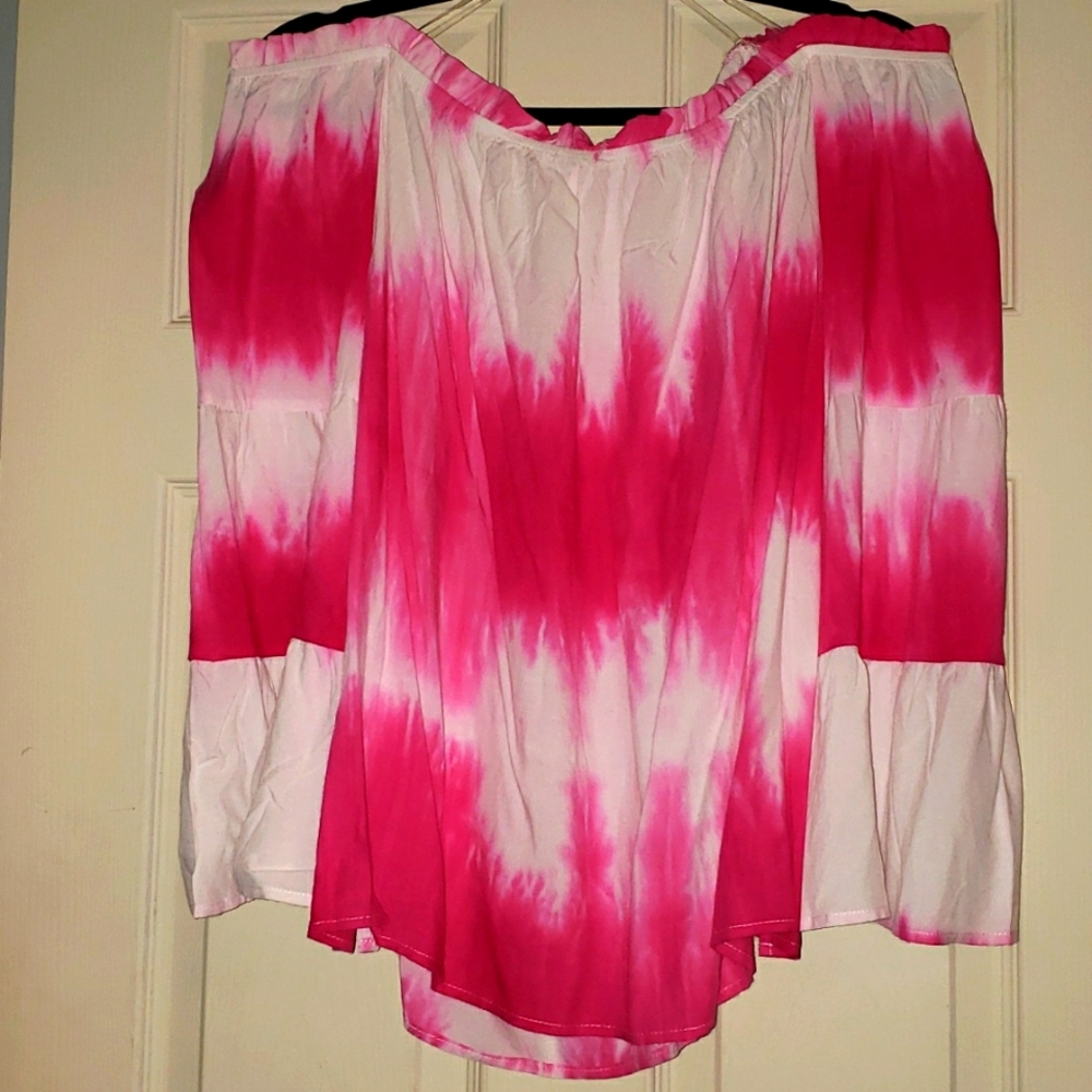 Andree by Unit Tie-dye bell sleeve top size 1X